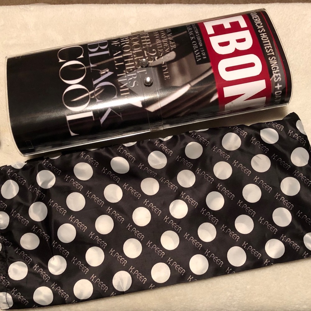Magazine Clutch